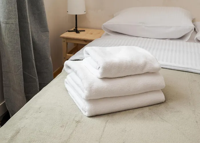 Metro Raclawicka Charming By Bookinghost Warszawa